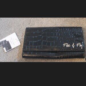 File and Fly Travel Wallet Organizer